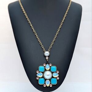Vintage Glamour • Stunning Floral Statement Necklace w/ Faux Pearls & Turquoise